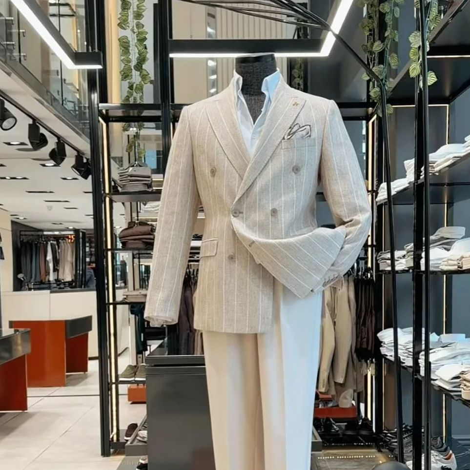 Men'S Grooming Daily - Traje beige de doble botonadura con